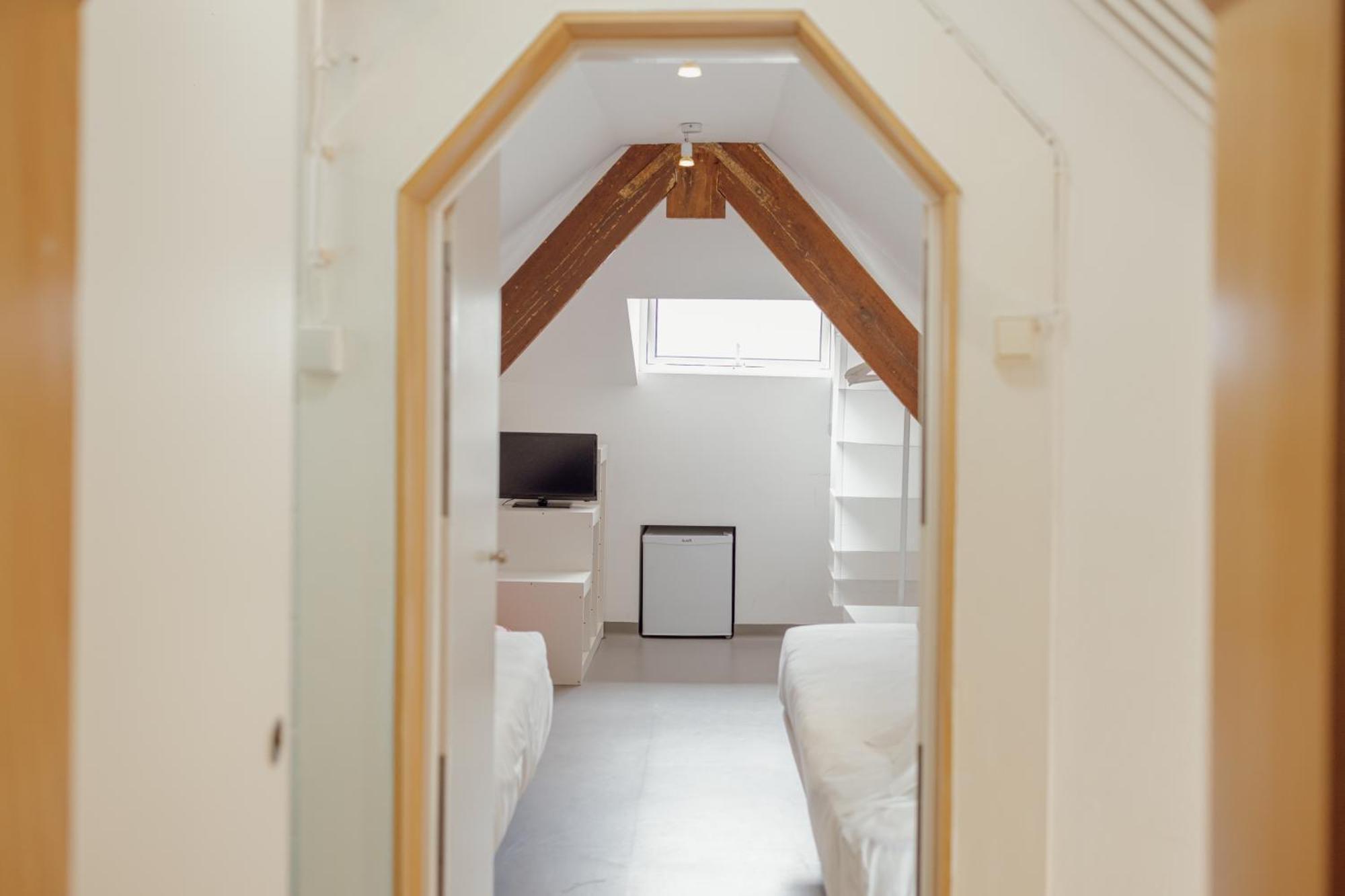 Oporto Guest Moinho De Vento Studios الغرفة الصورة